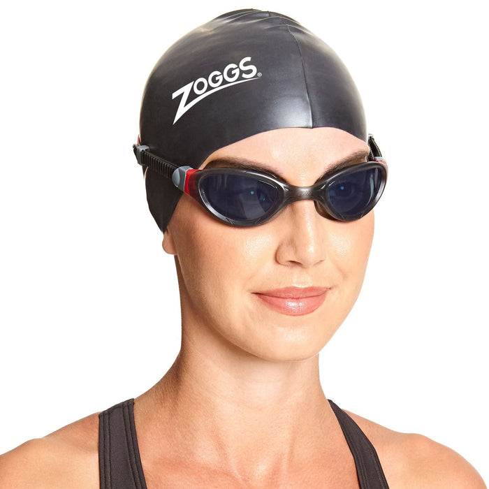 Occhialini da nuoto Phantom 2.0 Nero-Rosso Lenti Fumè Tinte Zoggs 461031BKRDTSM